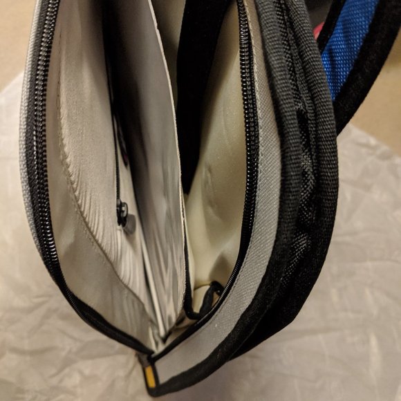 Jump from Paper 2D Adventure Backpack - blue, yellow, white (Unisex, Adult/Kids) - Picture 5 of 8